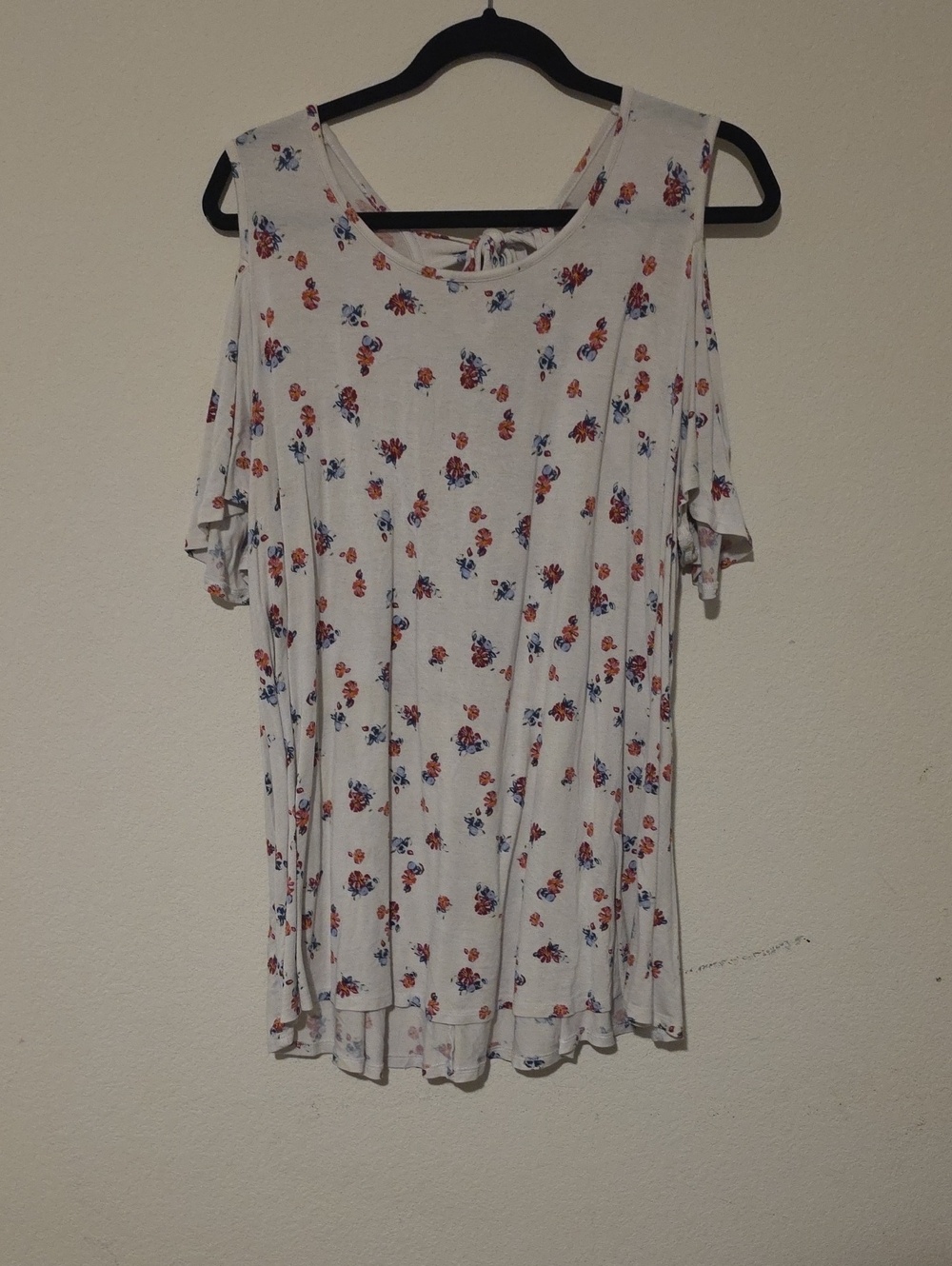 Women's White Cold-Shoulder Floral Top
